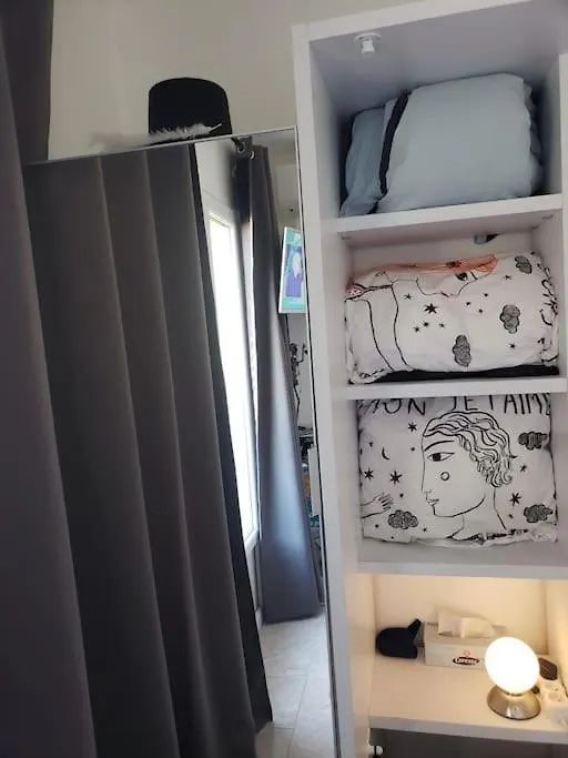 Studio En Residence Piscine Tennis Villeneuve-Loubet Apartman